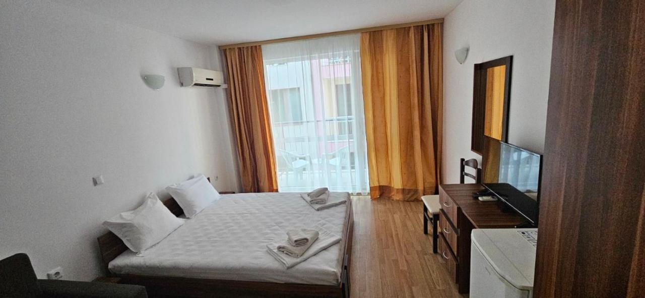 Библиотеката - B&B Pomorie