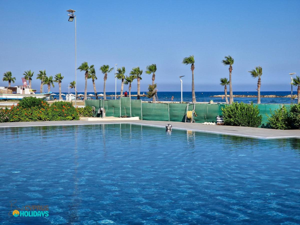 Seafront 2bd Duplex With Stunning Sea Views & Pool - B&B