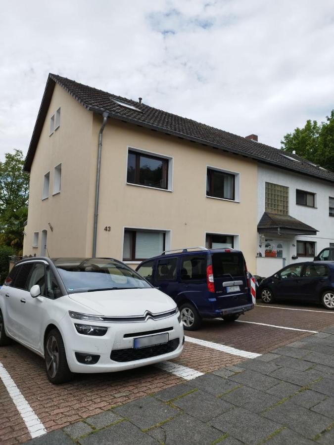 CASA Apartment I Nähe Freizeitpark I Brühl I Köln I Bonn - B&B