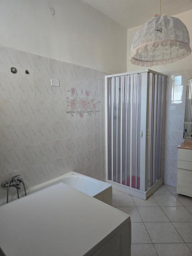 Casa Dina - Ferienwohnung Nebida