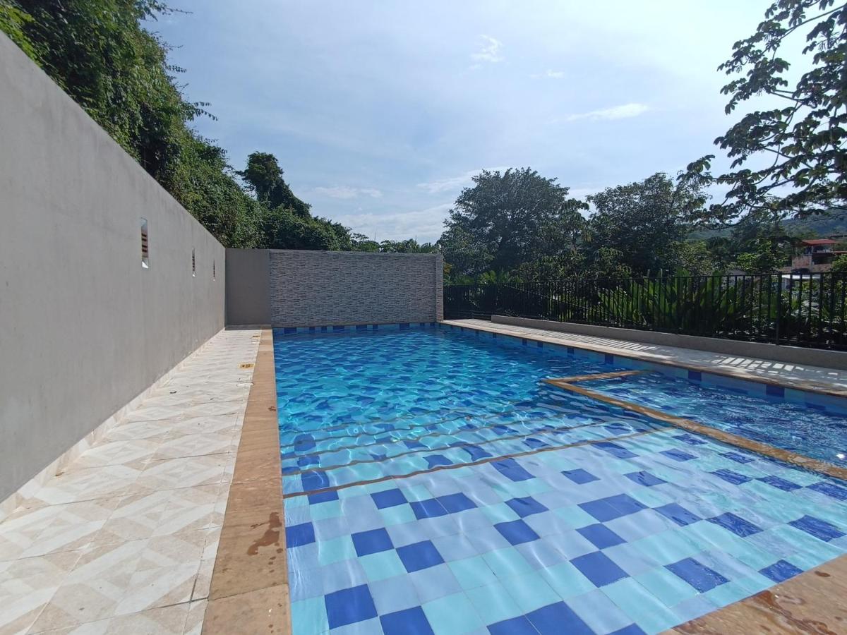 centrico Apartamento con piscina Anapoima - Bed and Breakfast Anapoima