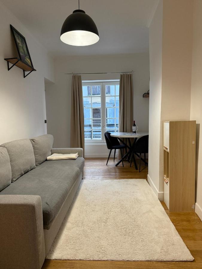 Paris Centre Cozy Apartment Relaxing Apartment with Double & Sofa Bed - Ferienwohnung Paris