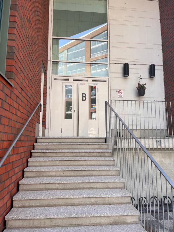 Kaunis saunallinen kolmio Helsingin Kalasatamassa - Ferienwohnung Helsinki