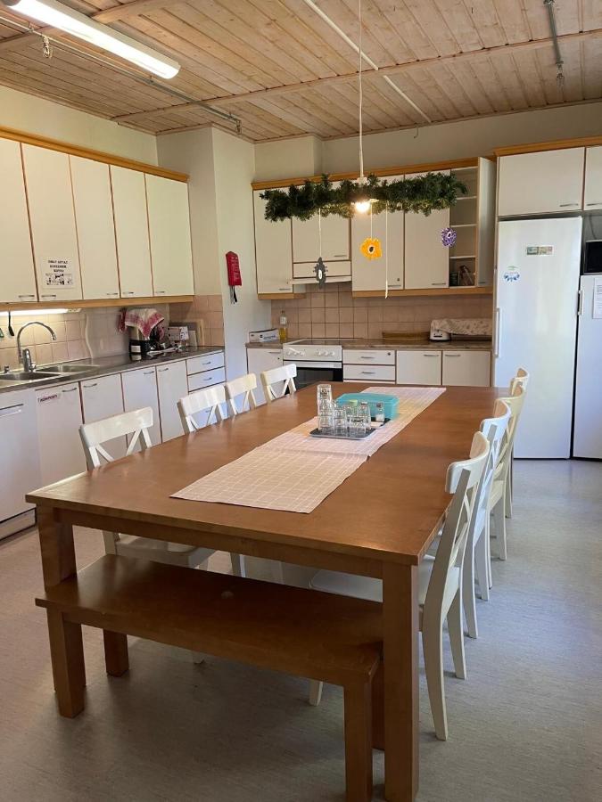 Country peace by the pond- Hidden gem at lake - Chambres d’hôtes Salo