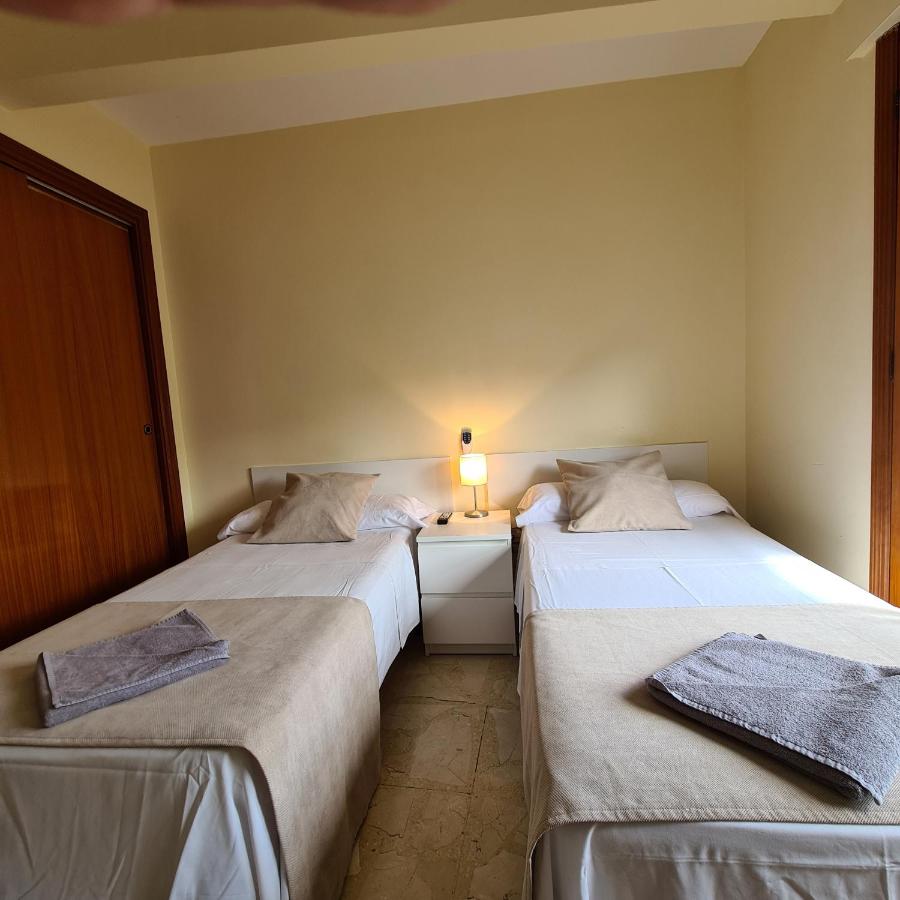 Twin Room with Shared Bathroom