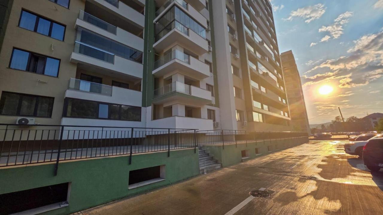 A B V Central Apartament - Chambres d’hôtes Râmnicu Vâlcea