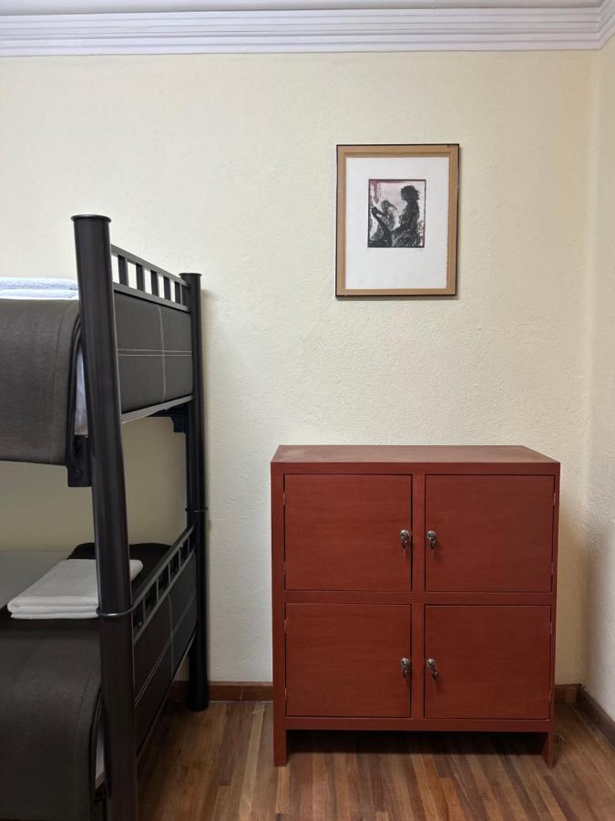 Dormitorio Misto con 6 Posti Letto