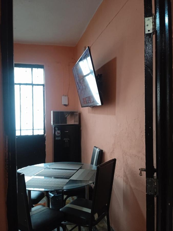 Depto céntrico comodo plaza comercial, 6 person - B&B Mexico City