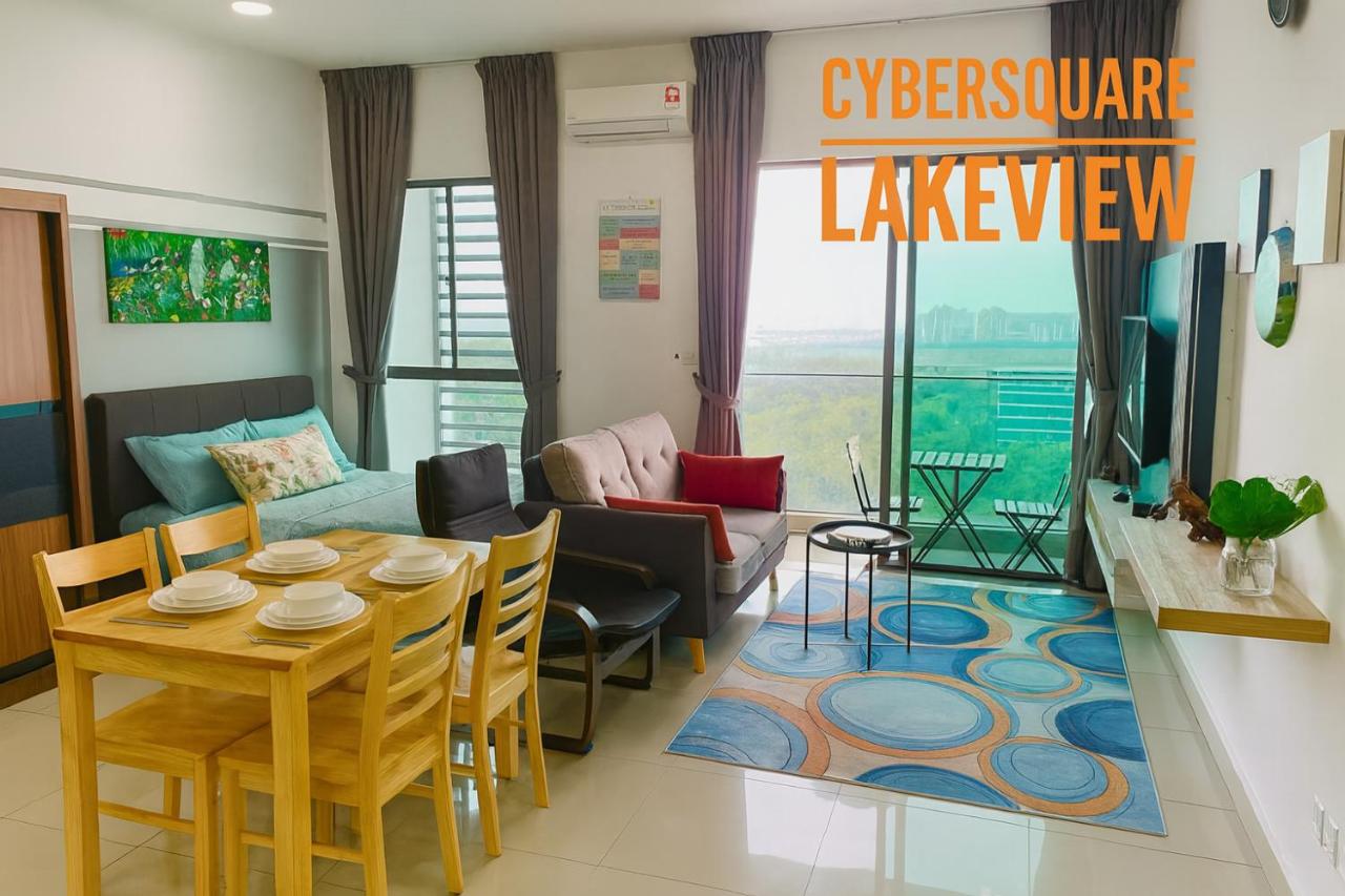 Cybersquare Lakeview with Netflix and Disney Hotstar - Ferienwohnung Cyberjaya
