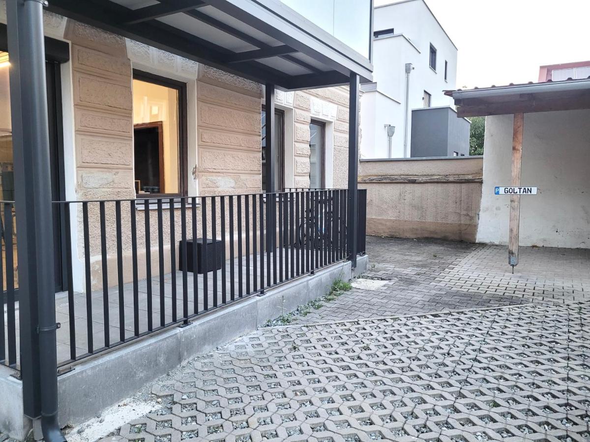 Goltan Apartment - Küche - WLAN - Parkplatz - B&B Straubing