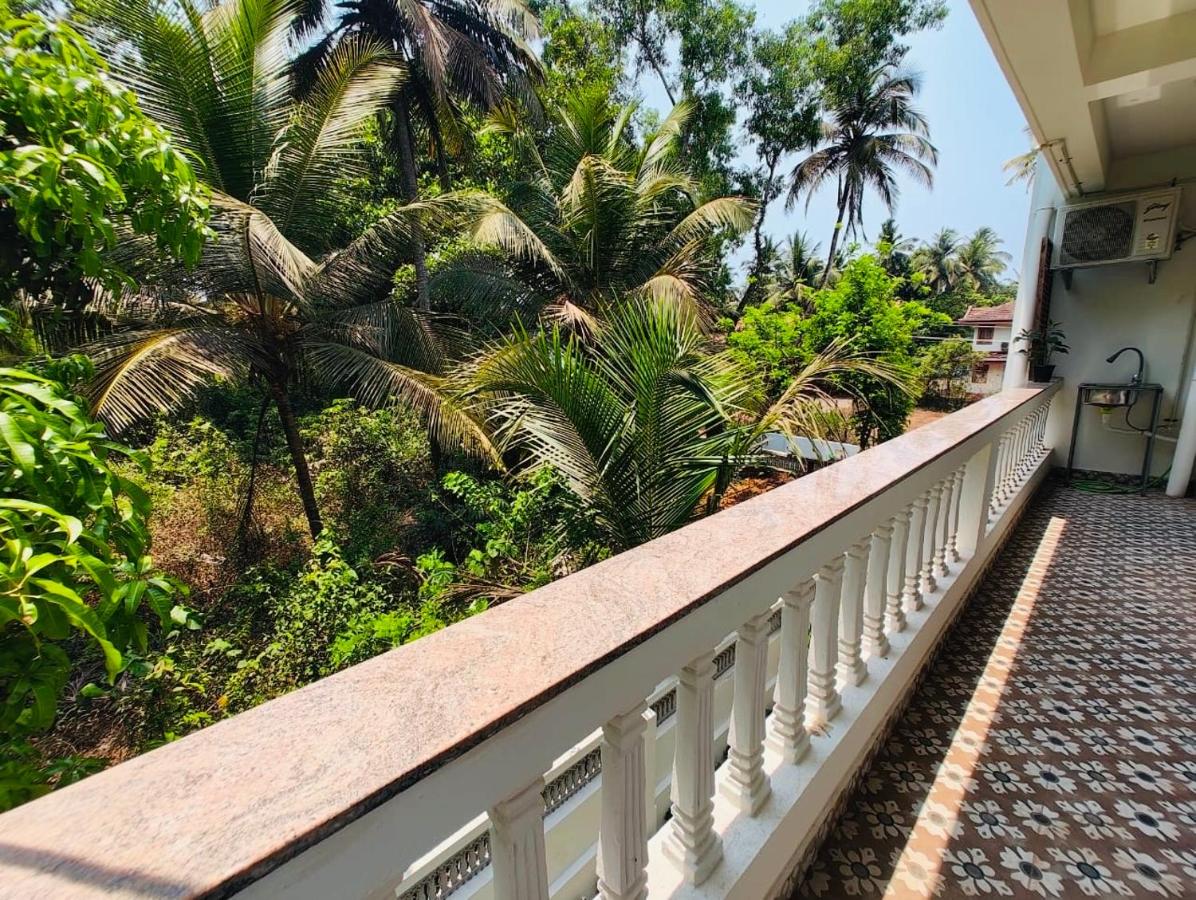 Studio Apartment jungle view 2minutes drive to the beach - B&B Colva