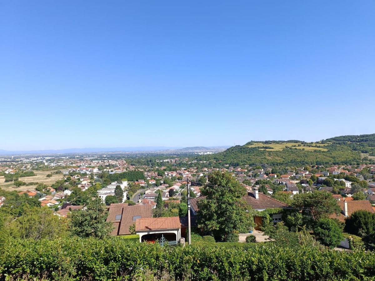 Appartement avec vue exceptionnelle - Chambres d’hôtes Blanzat