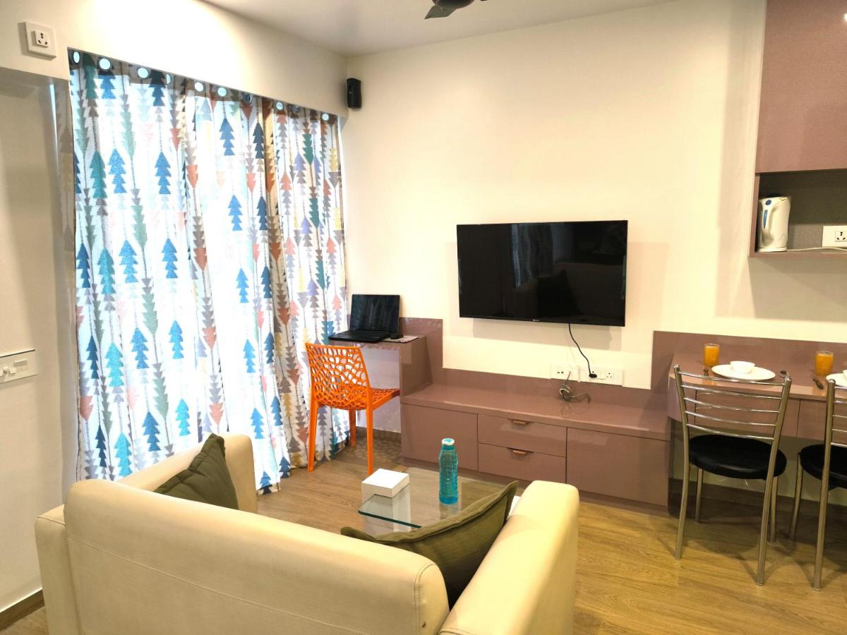 Orraica Stays Pune Airport - B&B Pune