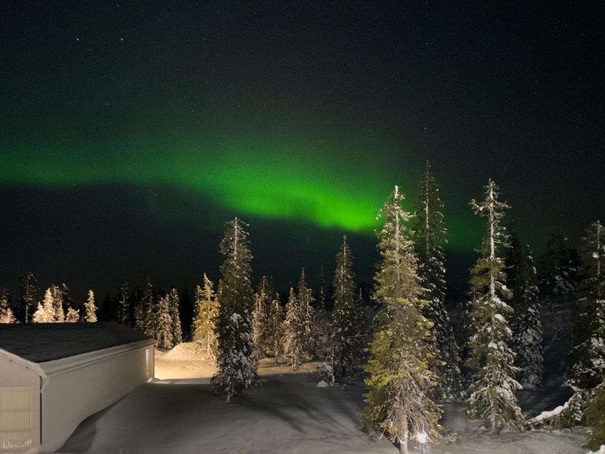 Horizon Chalet by Aavalevi Holidays, Ski-in Ski-out, Mountain view - B&B Levi
