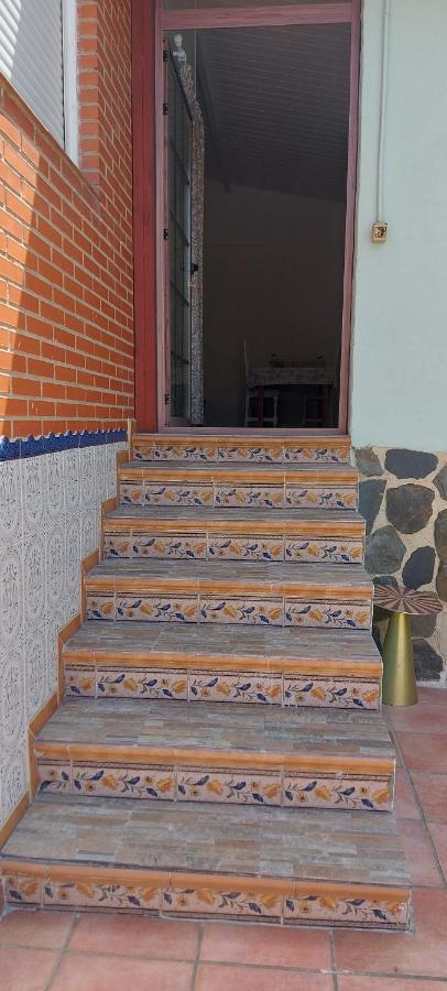 Habitación,Piscina y Jardín - B&B