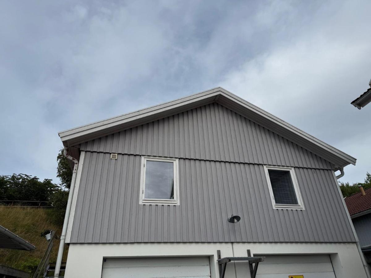 Strand 18b - B&B Grebbestad