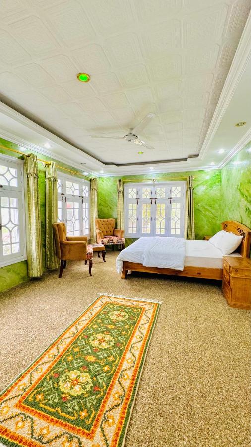 King Room with Garden View