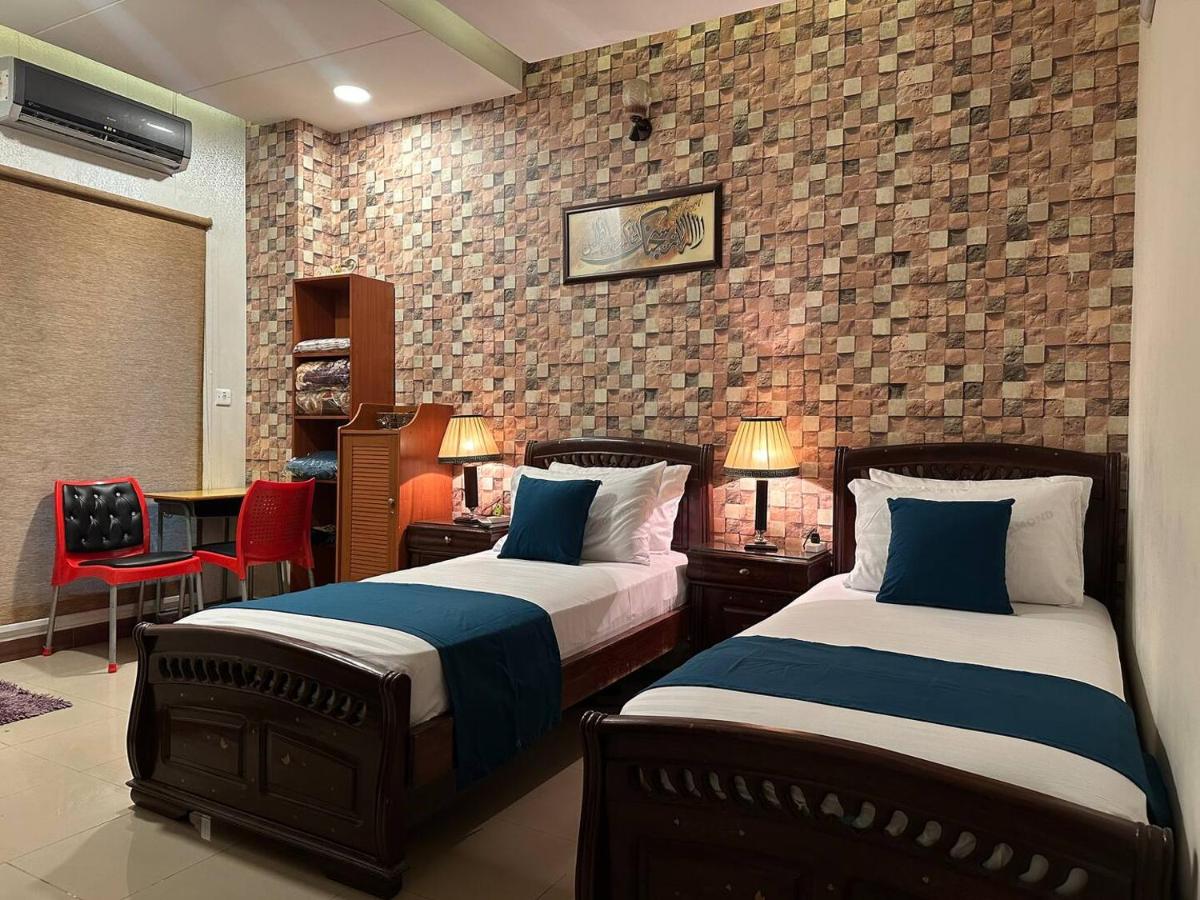 An Economical One Bedroom Lounge Kitchen GIGA MALL - B&B