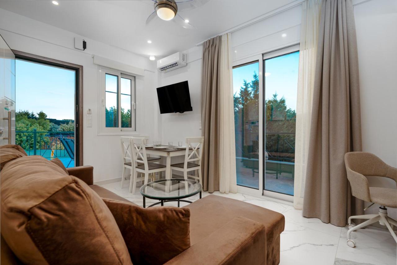 Elia Apartment - Hellenic Apartments Avlona - Bed and Breakfast Oinófyta