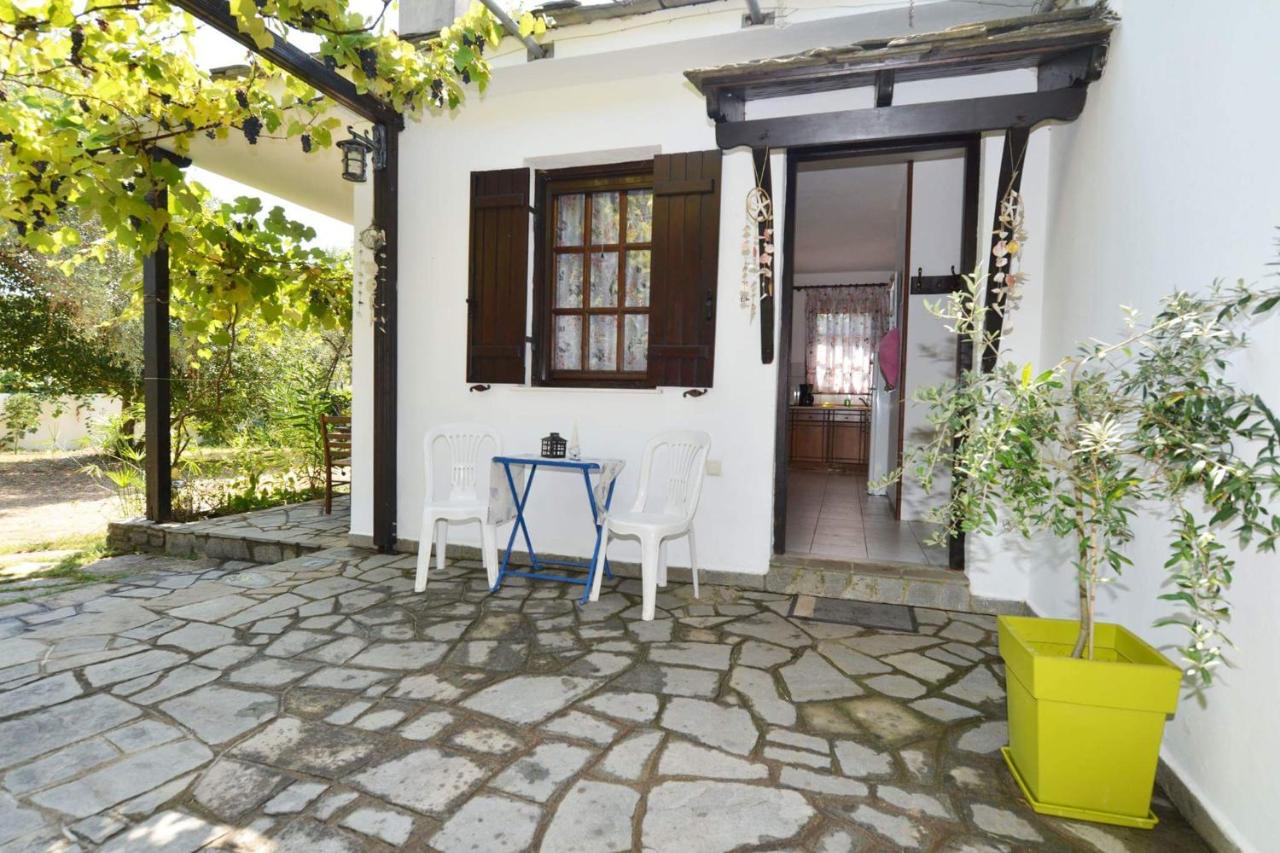 Holiday Home in Golden Beach 2 - B&B Chrysi Ammoudia