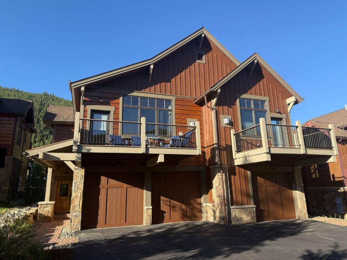 Modern Mountain Escape - Walk or Shuttle to Lifts - Private Hot Tub, Views, Work-Friendly - Chambres d’hôtes Keystone