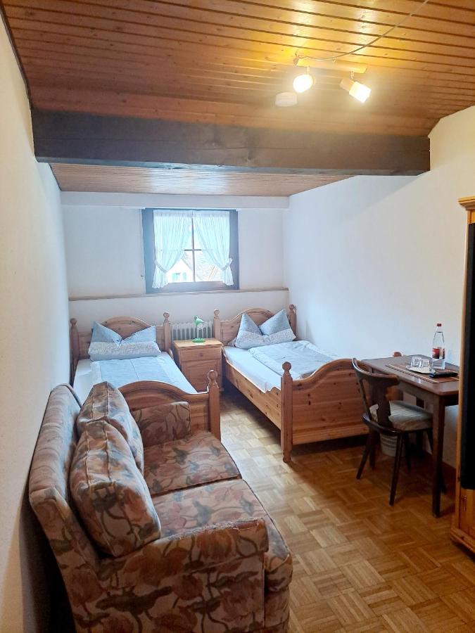 Zweibettzimmer