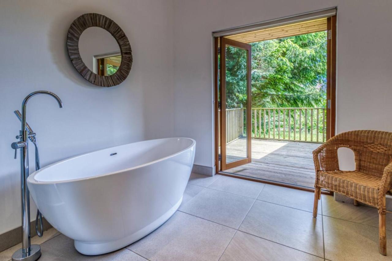 Ben Lawers Rest Cabin - Hot Tub and Loch Tay Vistas - Chambres d'hôtes Lawers