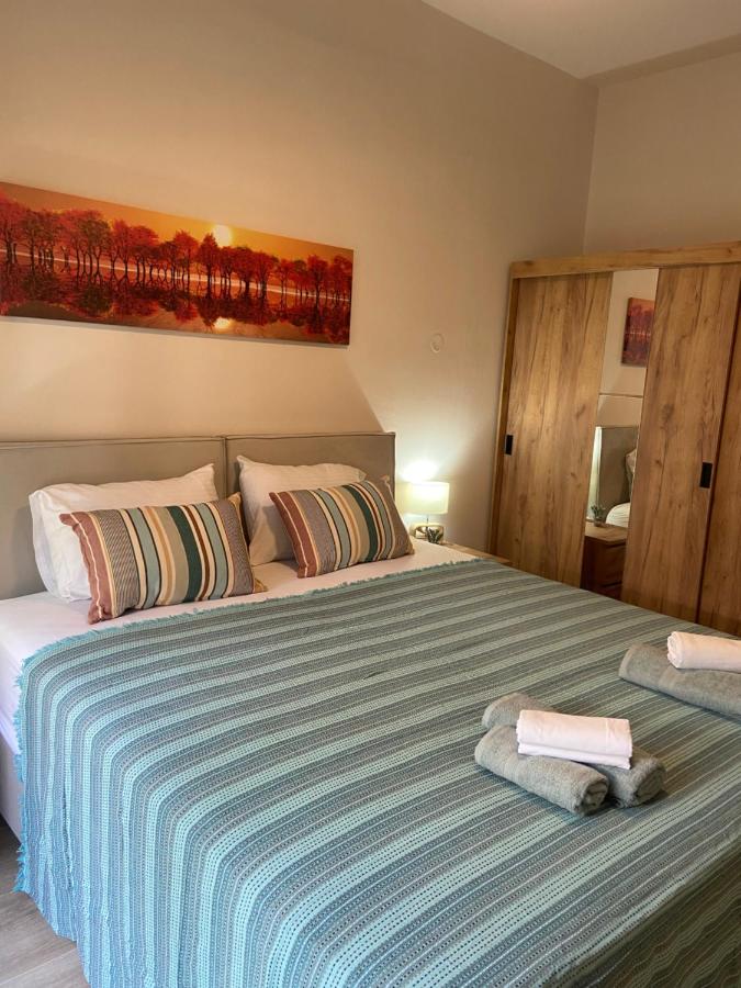 Appartamento Deluxe con 2 Camere da Letto e Vista Giardino