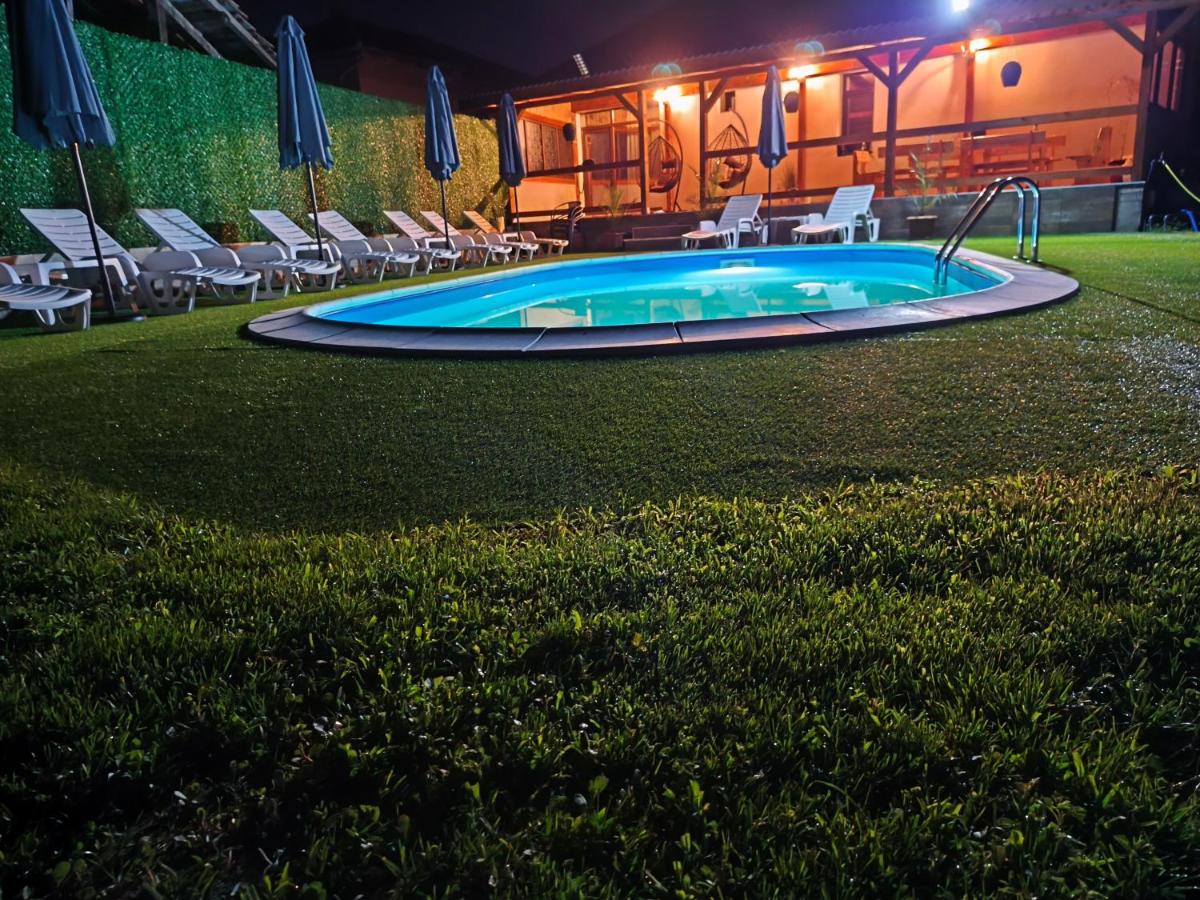 Къща за гости Алтея - Chambres d’hôtes Sarovtsi