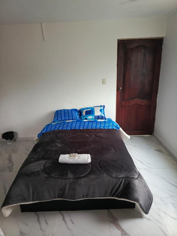 Room #1272196012