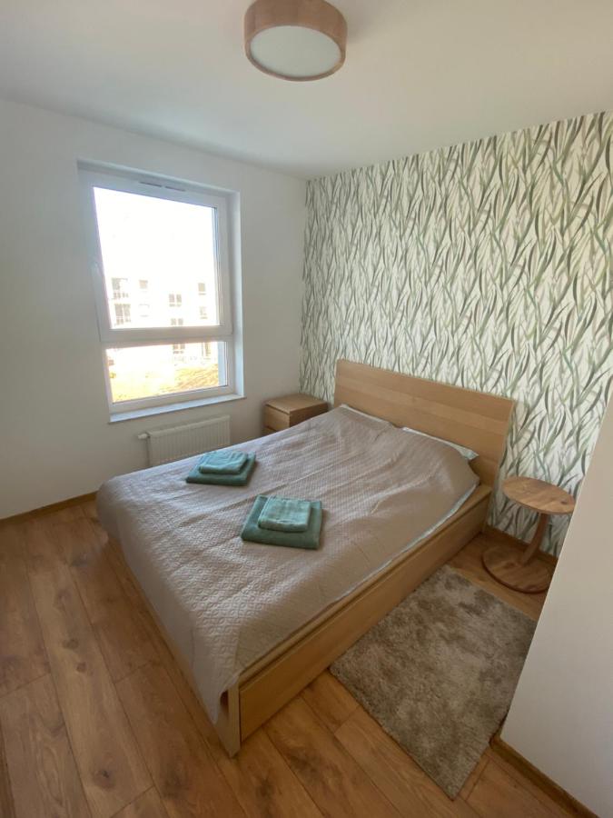 Room #1473647801