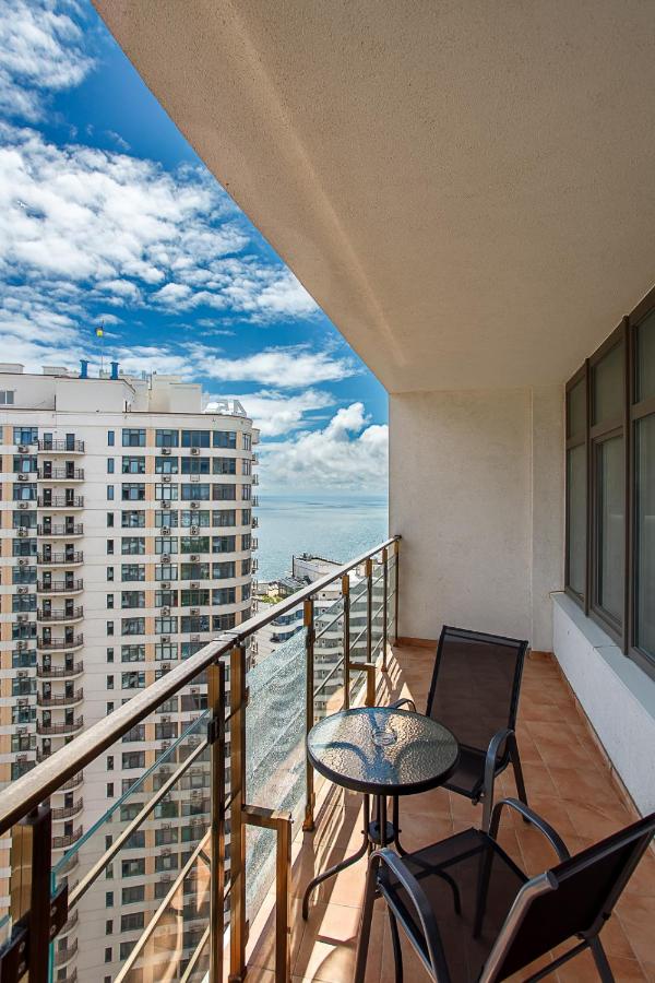 Arcadia Sea & Sky Apartments Kamanina with terrace - Chambres d'hôtes Odessa