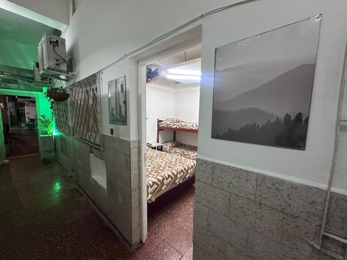 Hospedaje Artigas-Silvia Borda - B&B