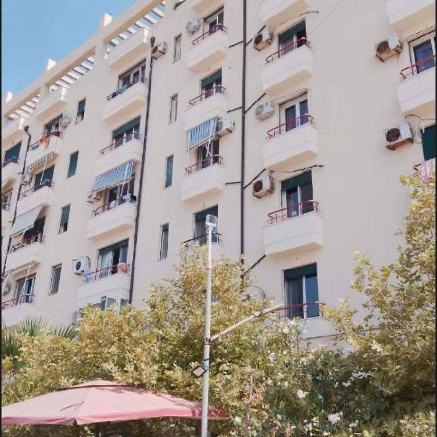 Artenisi's Sea Side Rooms - B&B