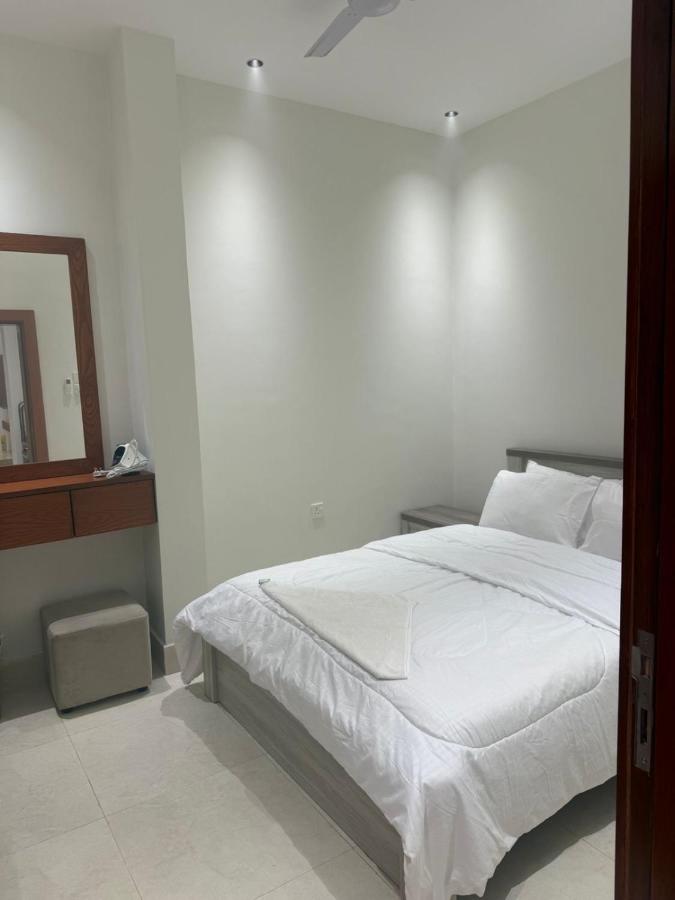 Room #1458632203