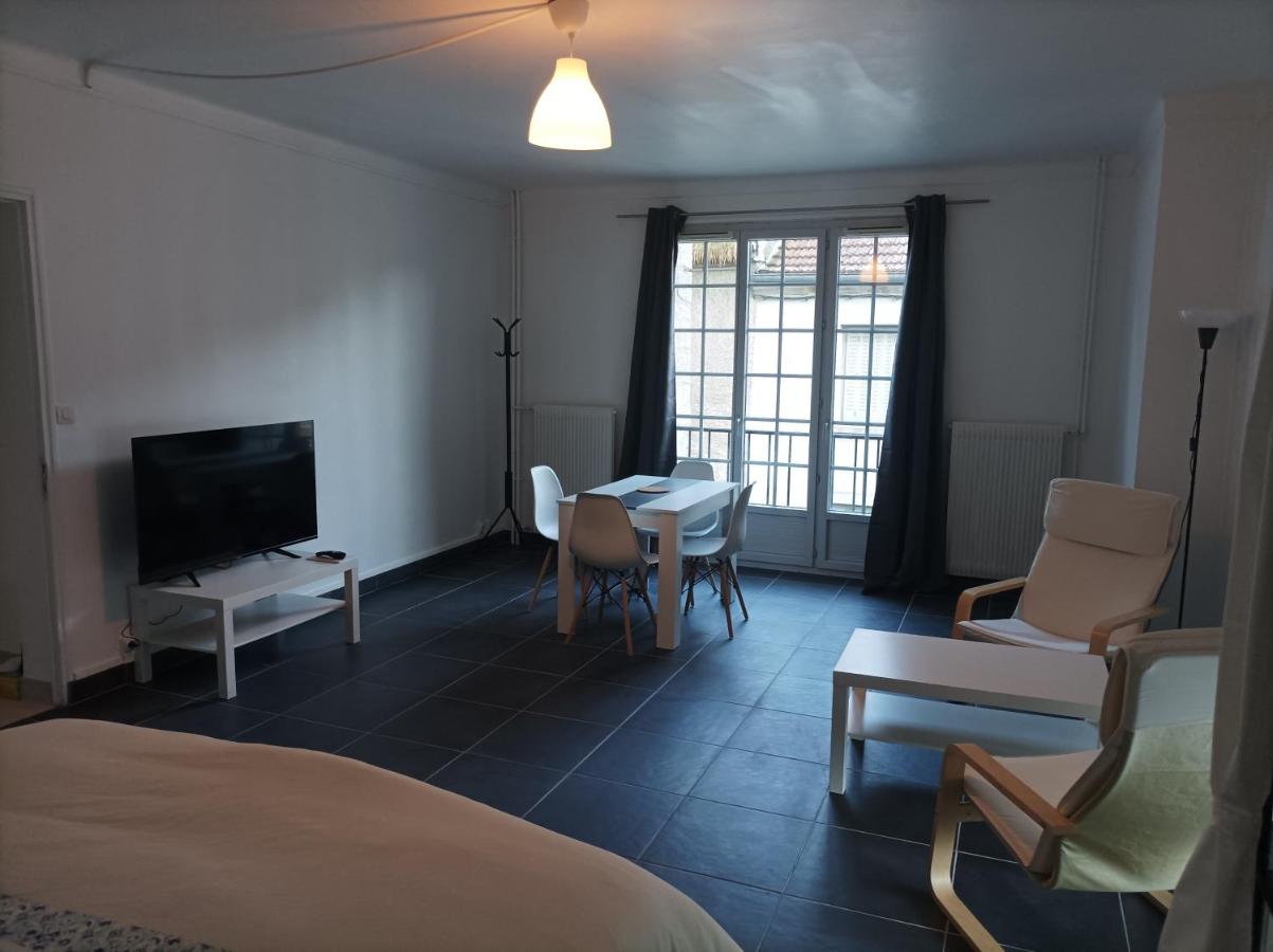O'Couvent - Appartement 232 - 1 chambre - 71 m2 - Troisième étage - Bed and Breakfast Salins-les-Bains