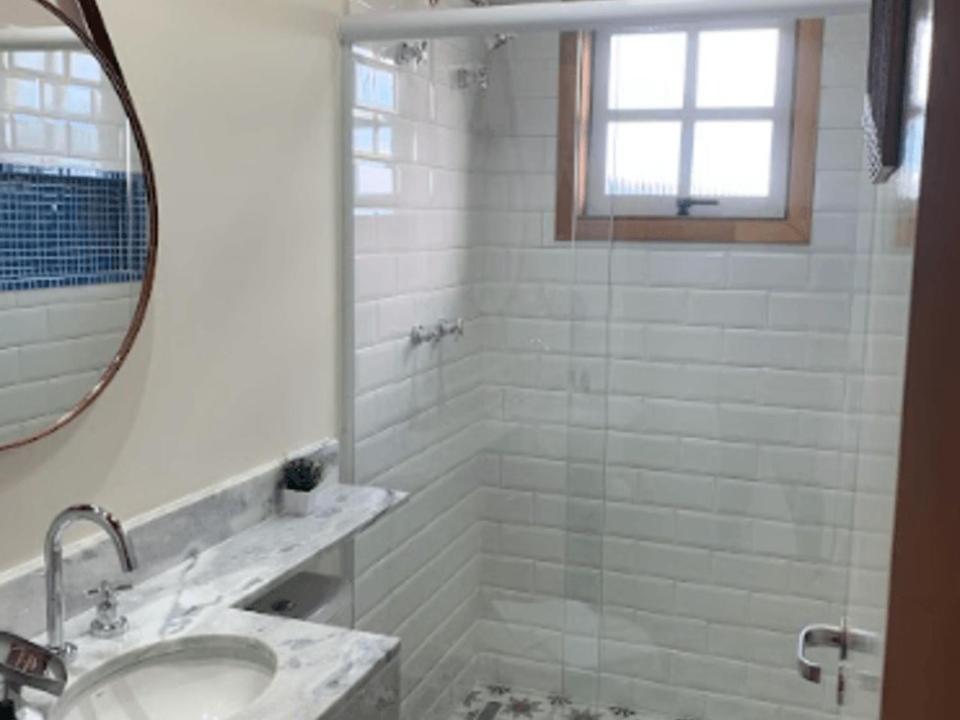 Deluxe Suite with View