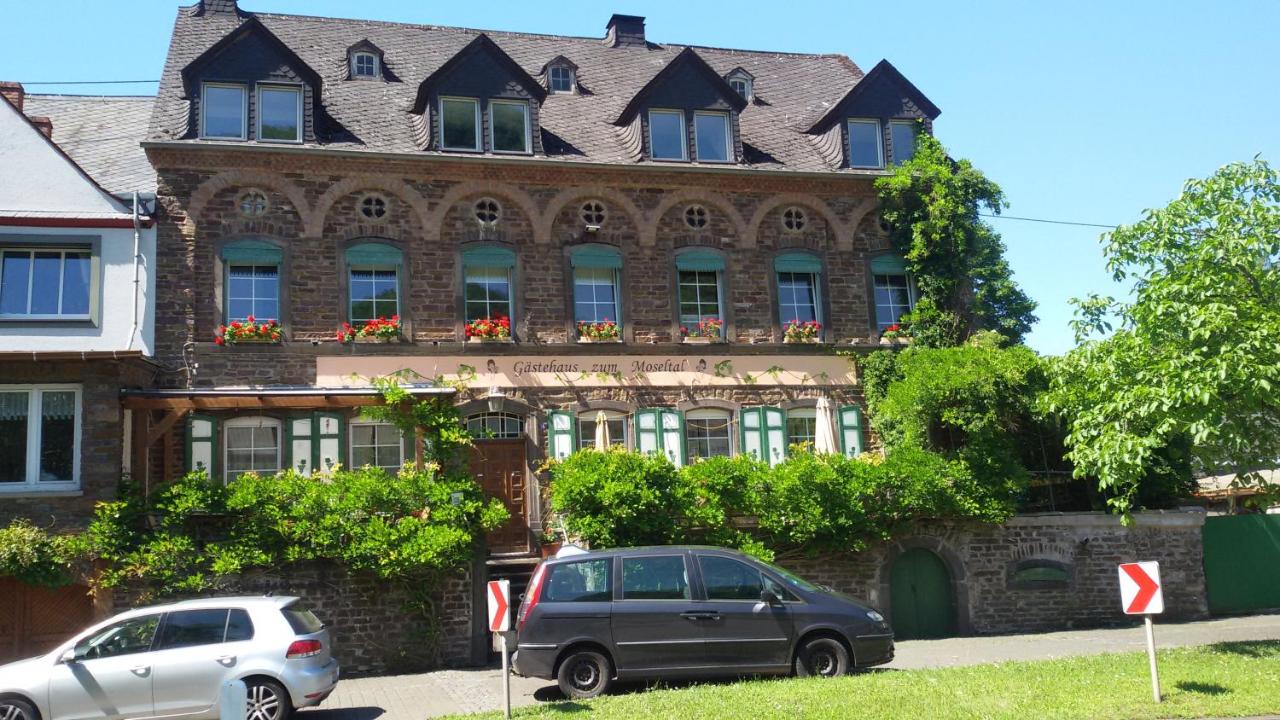 B&B Ellenz-Poltersdorf - Gästehaus zum Moseltal - Bed and Breakfast Ellenz-Poltersdorf