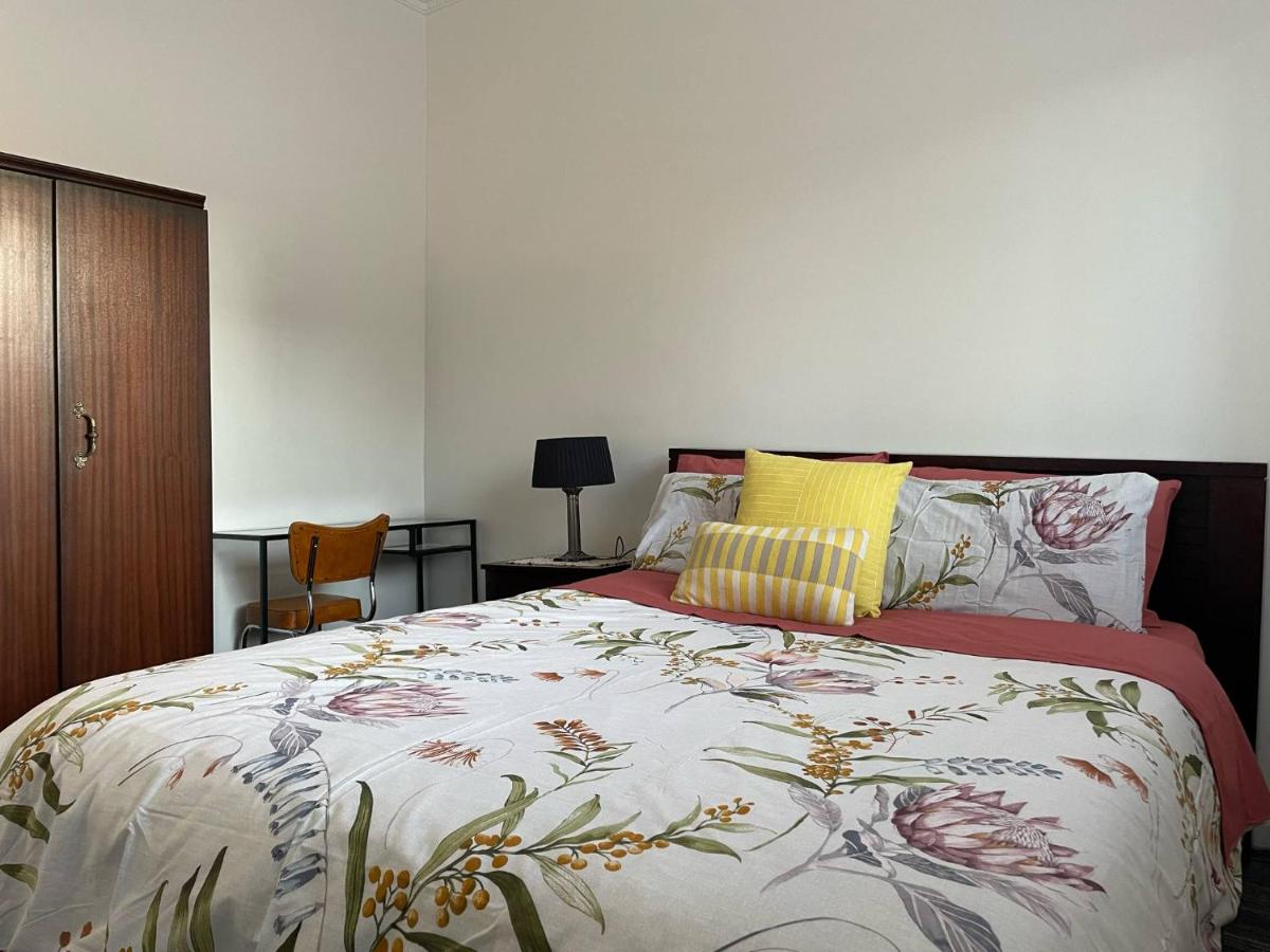 PrivateRoom#nearCity&shops#public Transport - B&B Melbourne