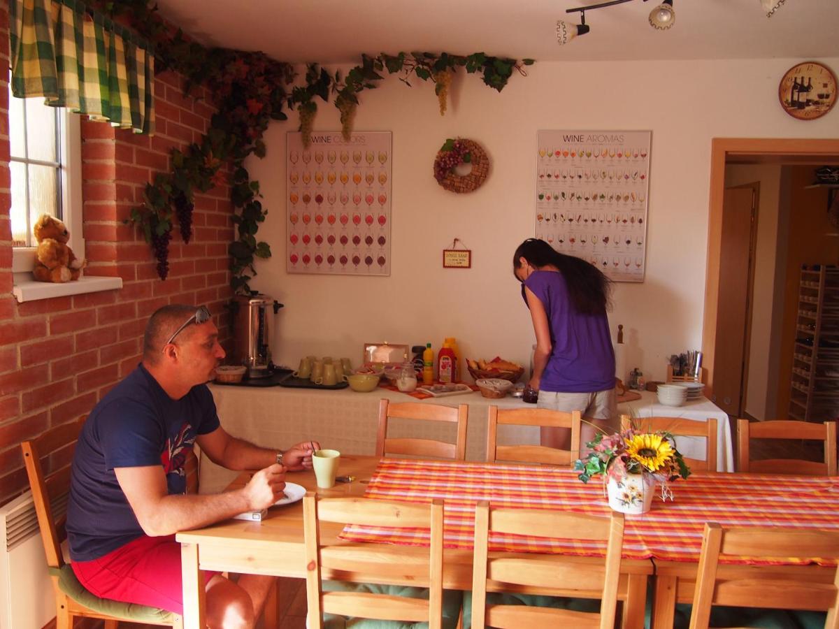 Penzion u Ivana - Bed and Breakfast