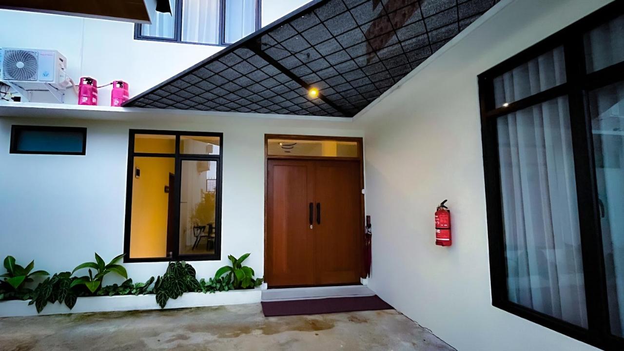 Abriki Village - Bed and Breakfast Kalianget