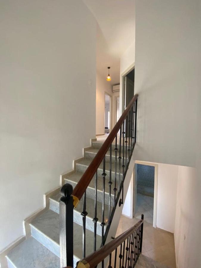 Magnifique Duplex Vue Mer 4 chambres Bénian - B&B ’Aïn Benian