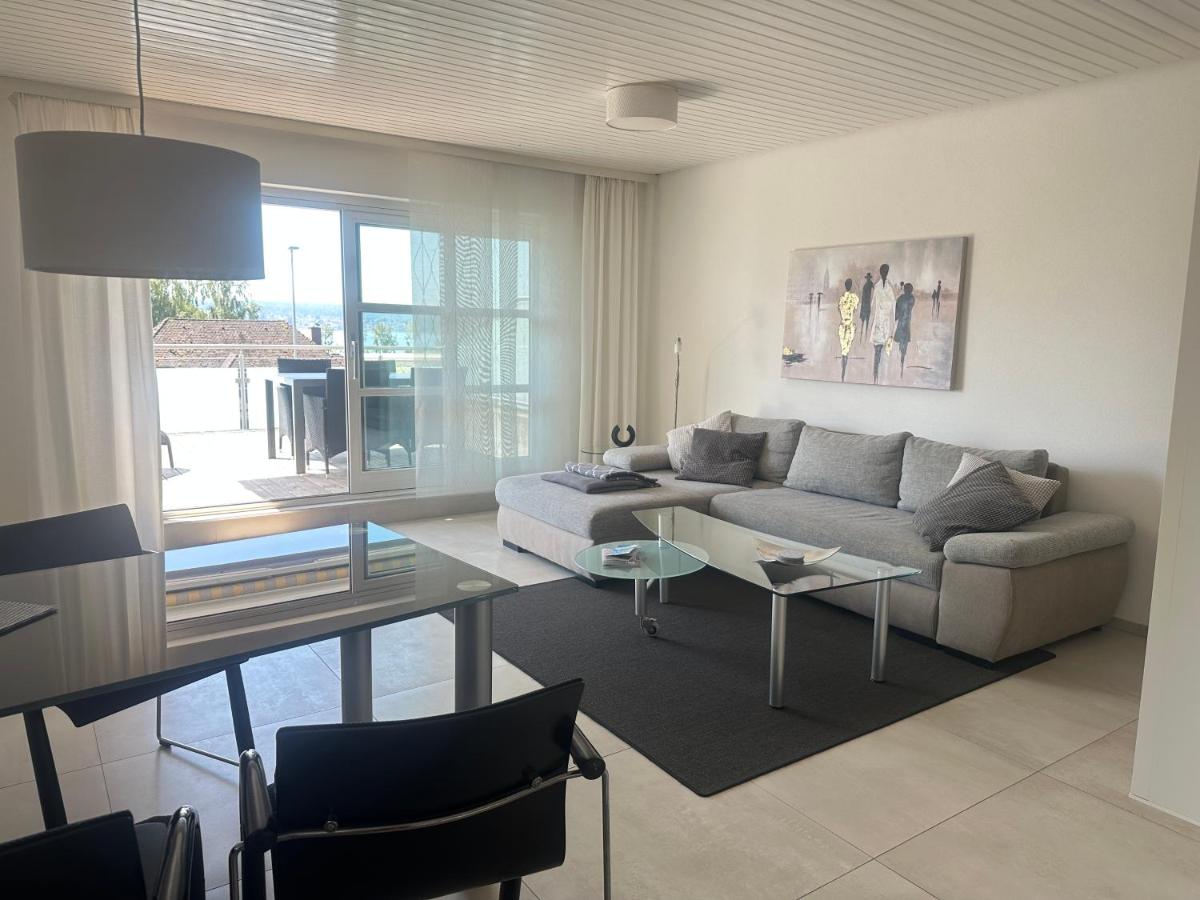 Ferienwohnung mit Seeblick und PKW Abstellplatz am Haus - B&B