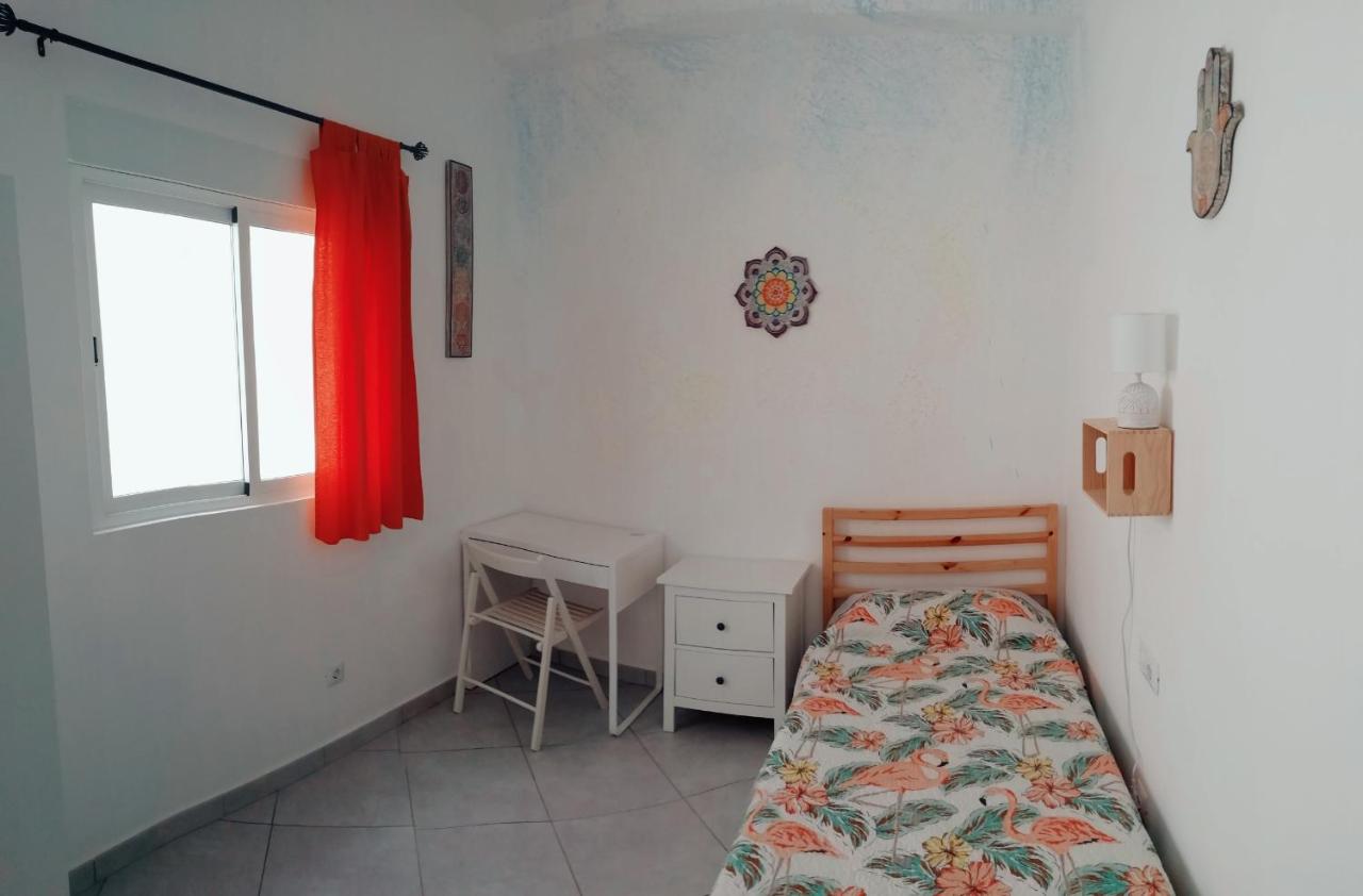 Single Room with Shared Bathroom