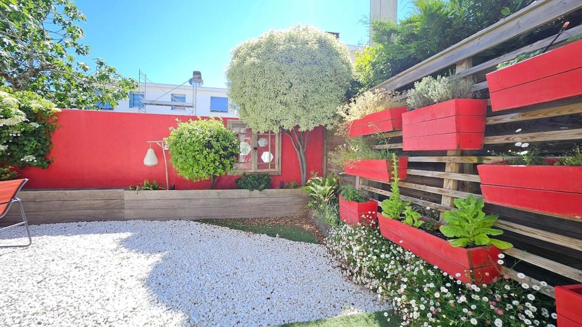 3star 1950s house, 3 bedrooms, 6 people, walk to beach center - Chambres d'hôtes Royan
