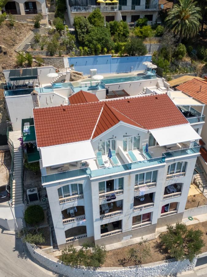 Villa Višnja Prestige - Chambres d’hôtes Brela