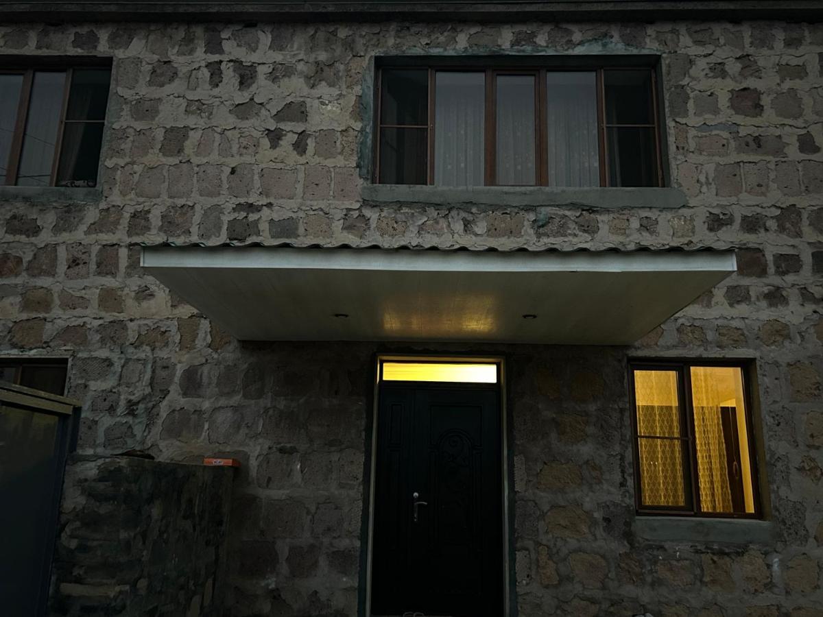 Adams Rest House - Chambres d’hôtes Gladzor