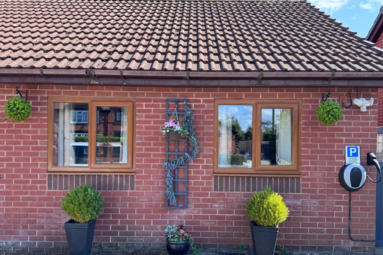 Pentre Country Studio - B&B Wrexham