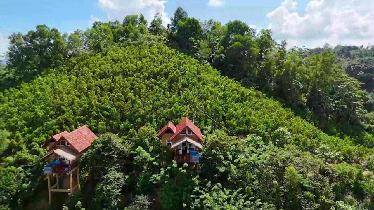 Villa Deluxe
