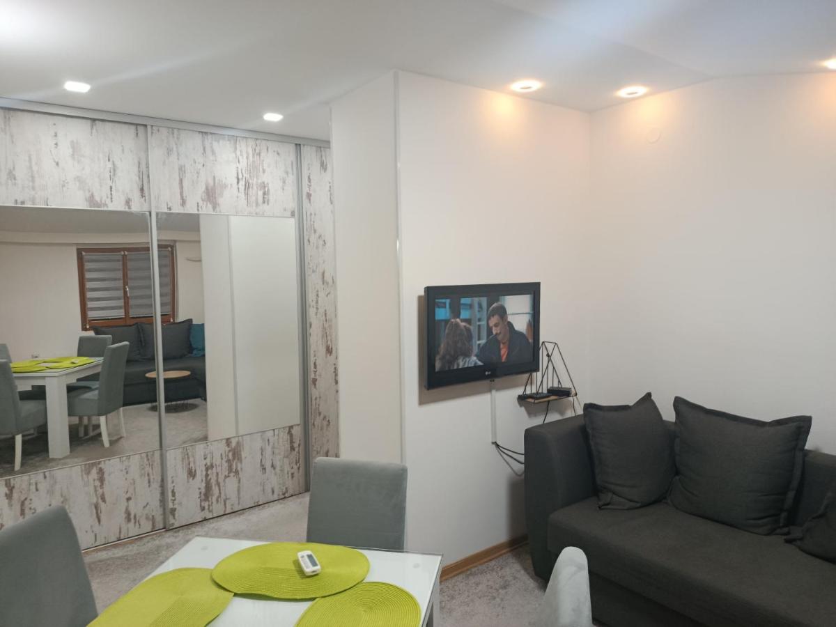 FiveMinute Apartment - Chambres d’hôtes Niš